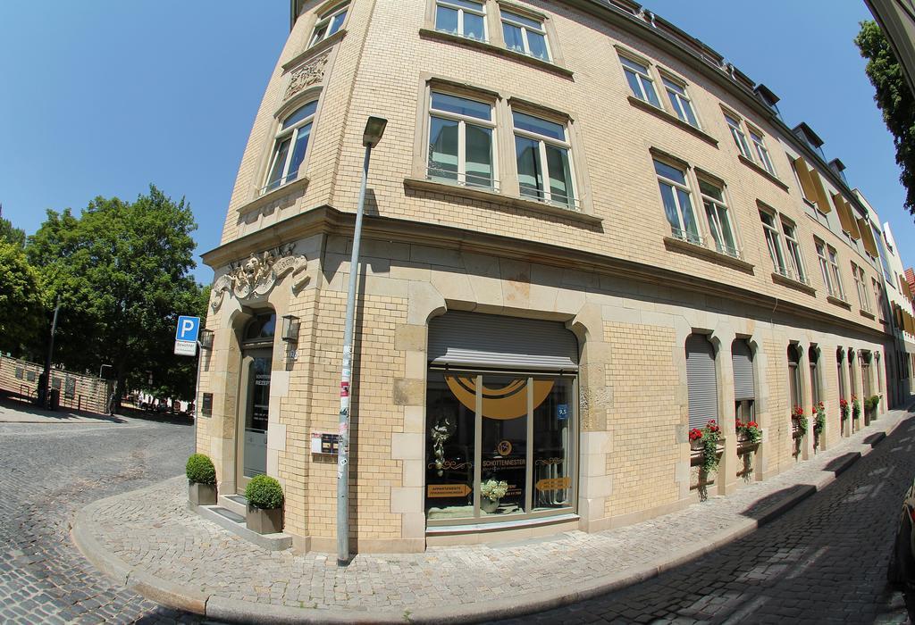 Schottennester Schlafen An Der Kraemerbruecke Erfurt Exterior foto